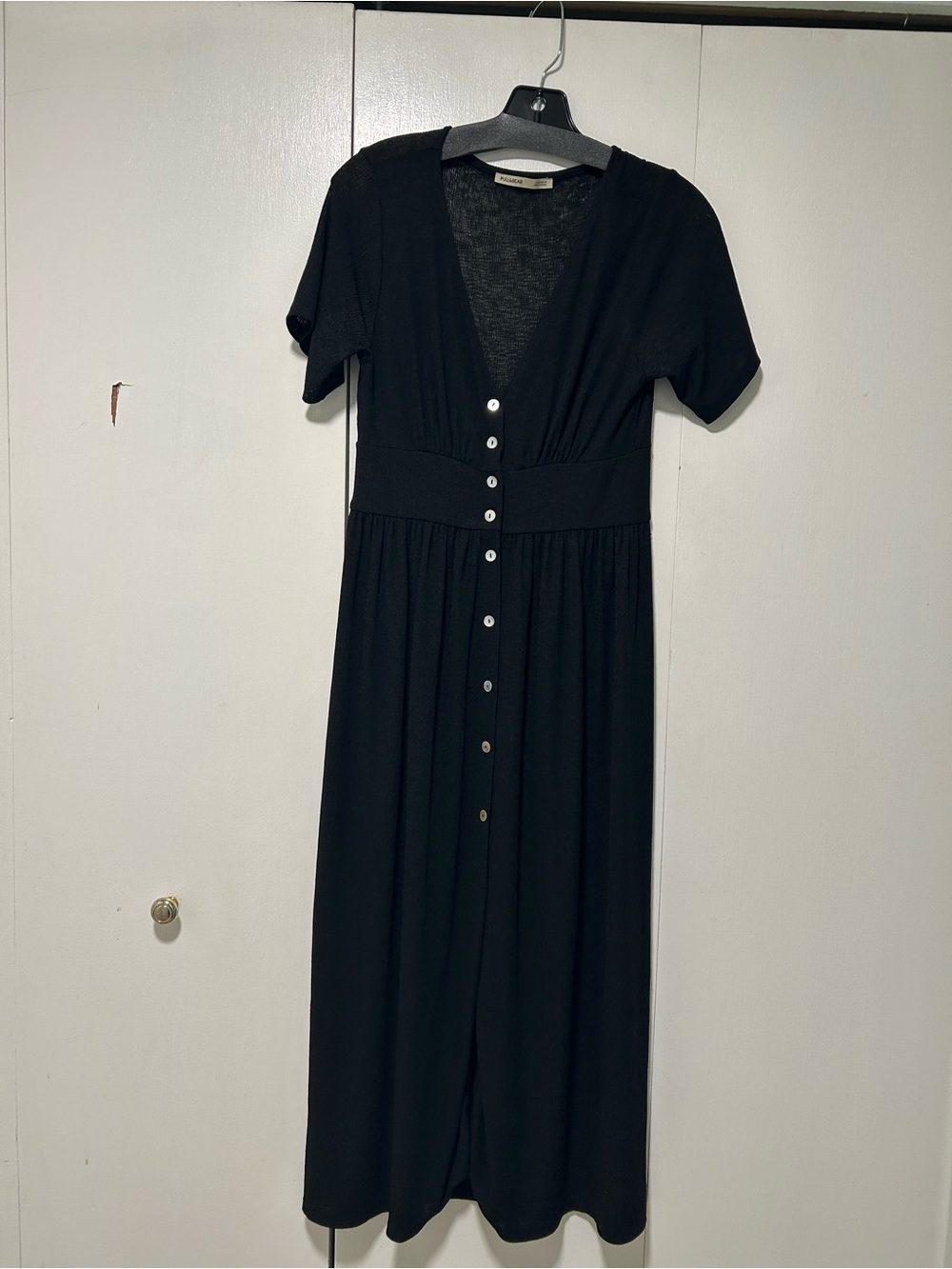 Pull&Bear Black Button-Front Midi Dress
